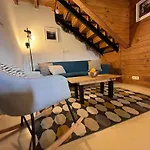 아파트 Asturias Retreats Rurales Con Encanto Y Vistas A La Montana Entre Y Ribadesella *